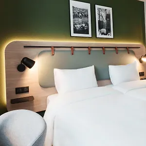 *** Hotel Campanile Aeroport France